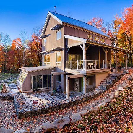 Bed and Breakfast Le Camp Cache Shefford Esterno foto