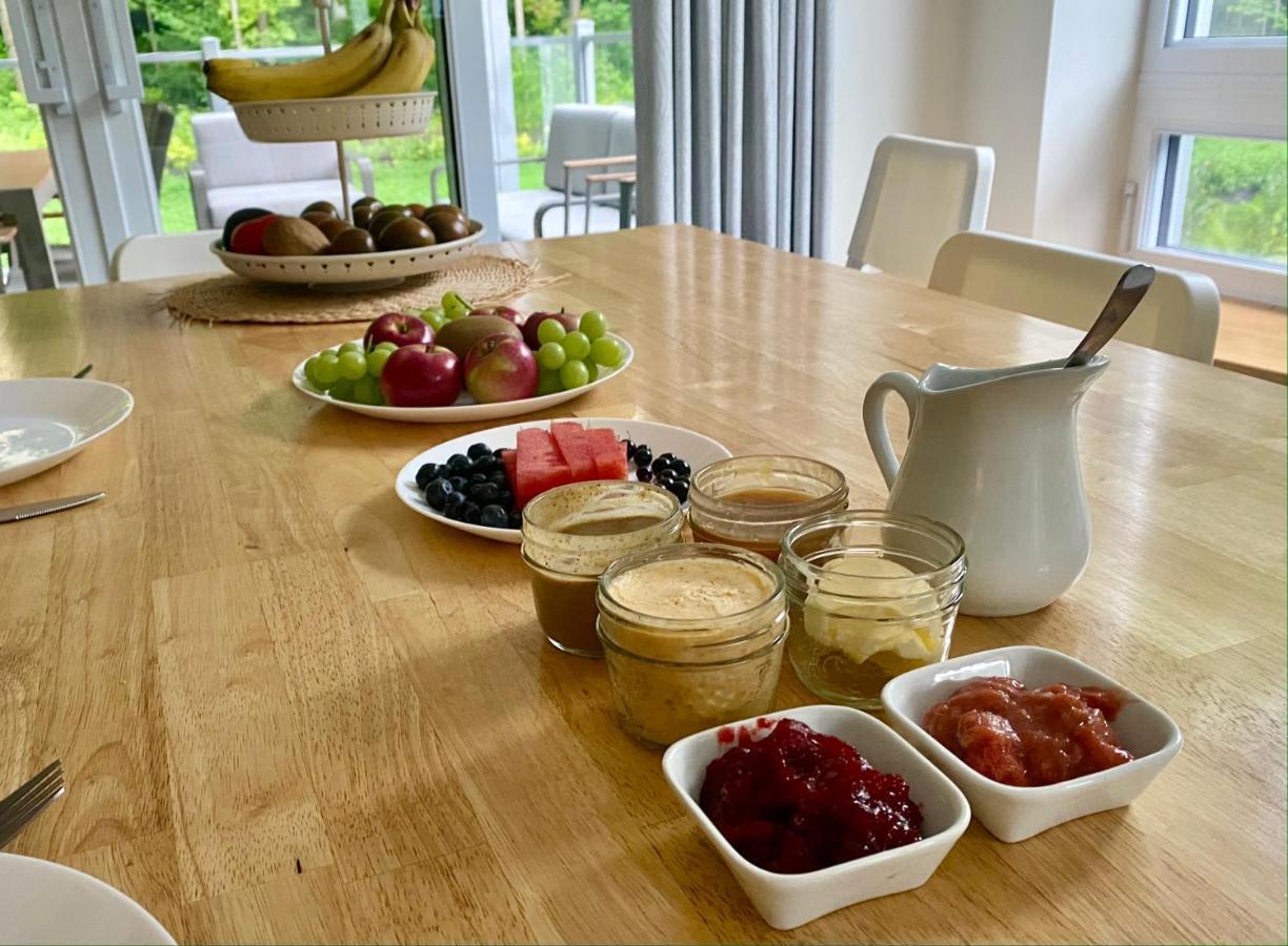 Bed and Breakfast Le Camp Cache Shefford Esterno foto