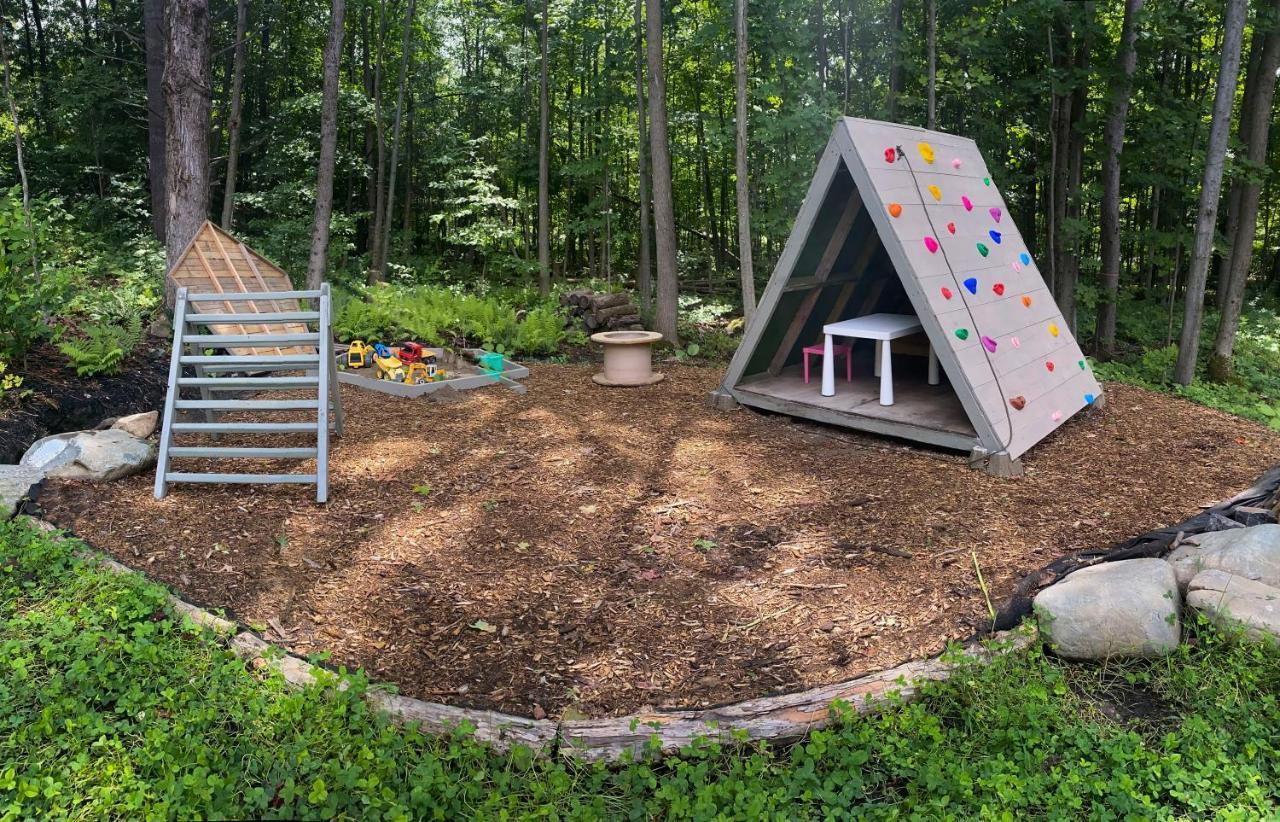 Bed and Breakfast Le Camp Cache Shefford Esterno foto